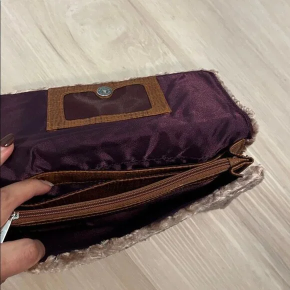 United Colors of Benetton teddy shoulder bag - Picture 6 of 11